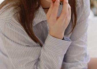 MFStar模范学院 – 周于希兔女郎精选：仿佛不小心掉进了забавный迷宫