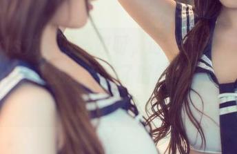 UGirls尤果网 – 哎呀，诗朵雅这次的JK图集分享让我差点忘了时间，果然一套图能有魔力！