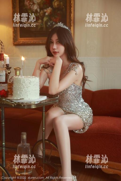 Xiuren秀人网 - 刘婷婷的女仆图集：谁说只能刷碗？