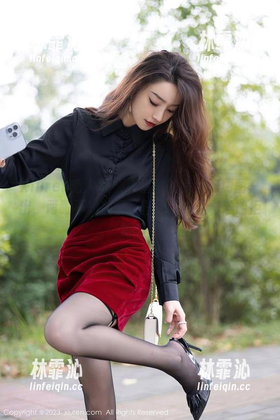 Xiuren秀人网 - 小嘉敏的兔女郎原图一出，两眼不知放哪，壁纸做成这样谁能拒绝啊！