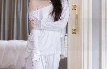 Xiuren秀人网 – 看雨夕cy的双马尾美图分享，我的心都被她的发型掳走了