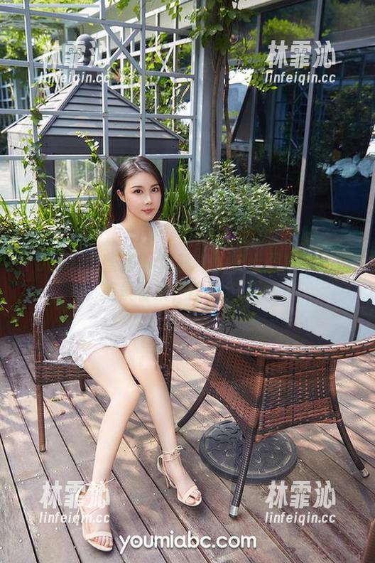 YouMi尤蜜荟 - 张茜茹的护士图集：这幅美景看来，该预约了吧