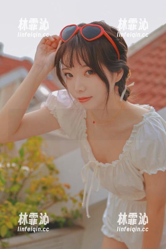 当fushii_海堂穿上校服，原图无法自拔的作品！