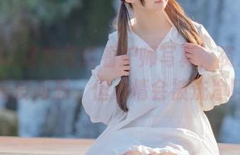 nagisa魔物喵的看护师写真，资源丰富倒是没问题，但心情会被洗净吗？