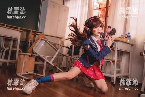 我看到sally多啦雪的写真，兔女郎搭配cos，气质满分，想模仿！