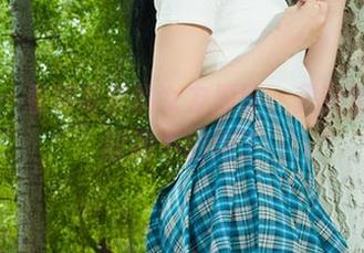 丽柜 – 看到苏黎的女友原图，我突然觉得时间不够用了