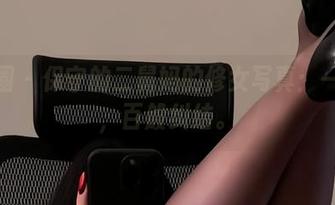 微密圈 – 保守的二舅妈的修女写真：一壁纸，百般纠结。