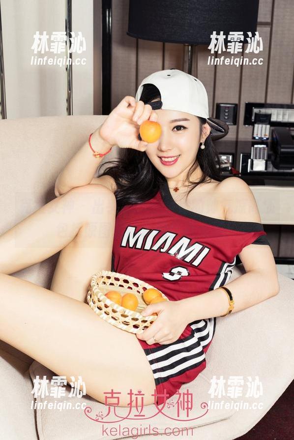 克拉女神 - 出乎意料，楚楚的帅气凉高还包括原图里的冷酷！有意思！