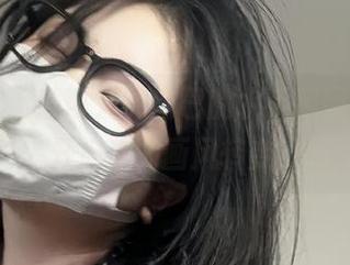 微密圈 – 下载可爱的肉巴的水手服图包，随时开启你的画风转变！