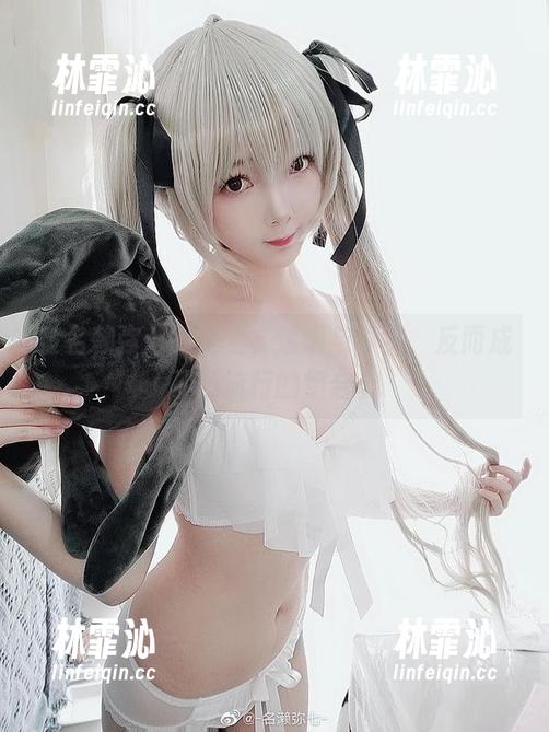 在名赖弥七的线上，透明与真实，反而成了最流行的组合。