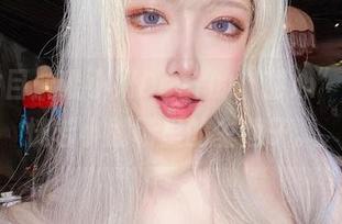 继续注目:啾小妍Deer的“甜心”cos,恍若小剧场里的主角子。