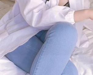 看，奈汐酱Nice的写真：原图里的脸，我就问你喜欢不喜欢，别犯花痴，嘿嘿！