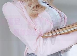更衣间的羞涩,女主K作品集中性感水手服妹妹的新玩意?