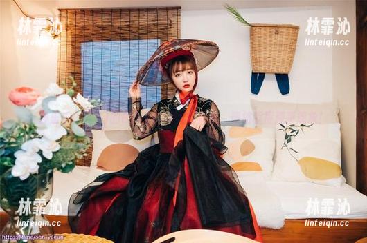 孙乐乐(손예은)的BLUECAKE写真集，硬核程度超乎想象！