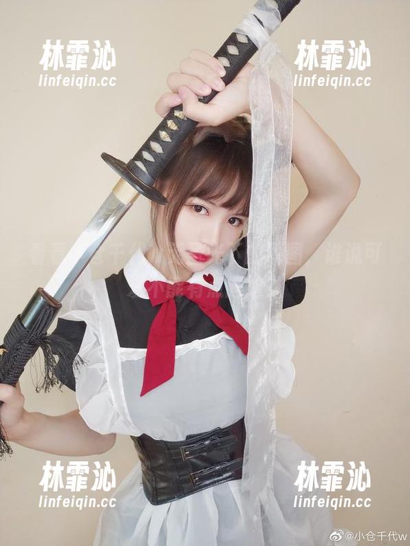 看看小仓千代w无圣光下的原图，谁说可爱不能有点尴尬？