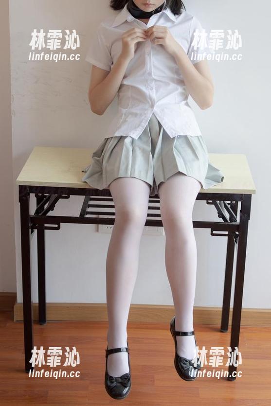 少女秩序 - 乐栀秘书写真，科技与美感的交汇，工作日的优雅！