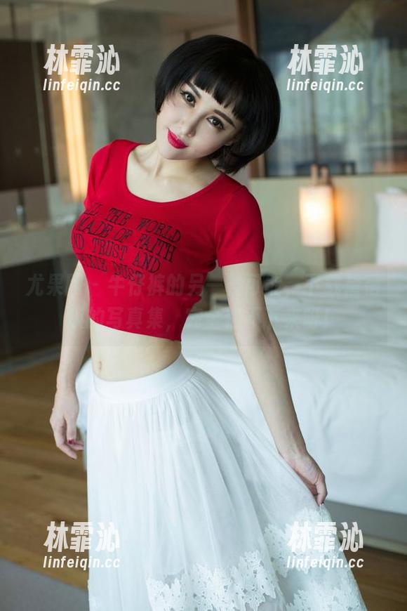 尤果网-黛蓓琪 尤果网 - 牛仔裤的另一种可能,下载黛蓓琪的写真集,完全停不下来呀!