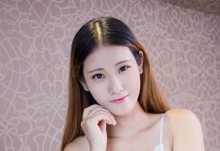 尤物馆 – 从第一眼到最后一瞥，孙梦瑶V的吊带分享合集。