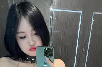 微密圈 – 张鑫baby图集更新：清纯可真难得，再添点趣味行不？