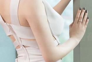 推女神 – 别再想着偶像剧，莫雅淇的作品集告诉你女神的真实样子（原图在后面）