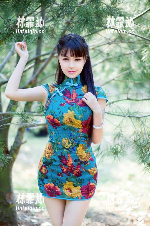 推女郎 - 林萌萌又有新动作！JK作品集更新，这次穿搭似乎有点小变动，眼花缭乱啊！