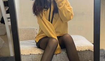 微密圈 – 看提袜少女的美图壁纸，不知不觉间就陷入了这精致的诱惑中，谁能抗拒？