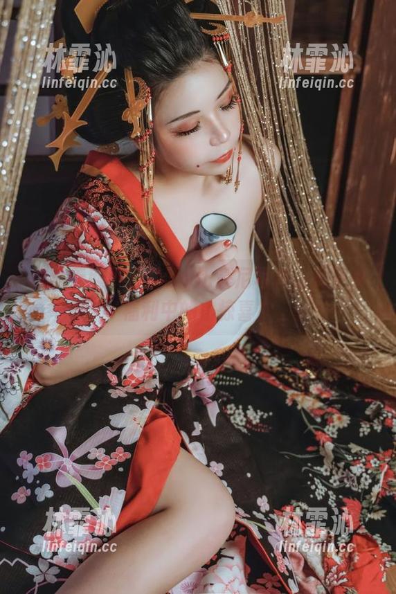 这波无颜小天使wy比基尼写真，算不算福利中的小惊喜？