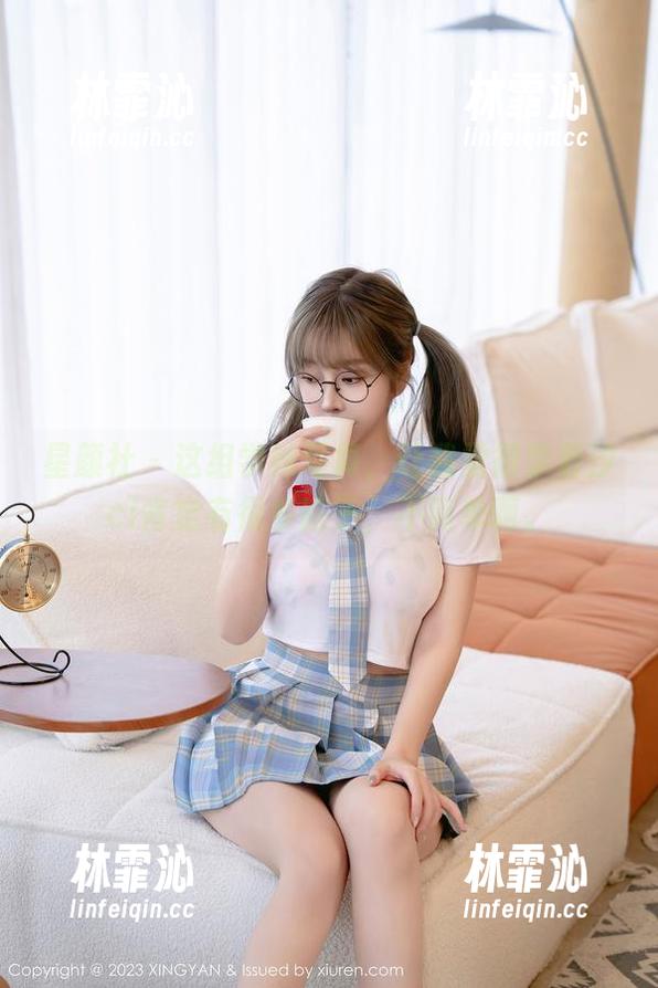 星颜社 - 这组学妹写真，让我觉得李若汐ci肯定有很多路子，不简单啊。