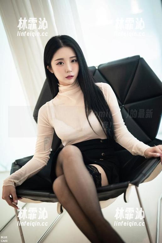 街边小摊新尝试：普美Bomi(보미)的最新照片，萌出新高度！