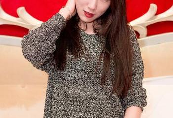 果团网 – 王语纯的少女图包，给我来点分享，让我也凑凑热闹！