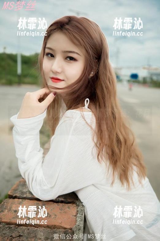 梦丝女神 - 她的生意或许需要套装：花月舞的最新写真开箱！