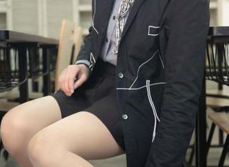 梦丝女神 – 魏婷婷最新资源大公开：女孩，不单纯，只是…..想跟你聊聊天。