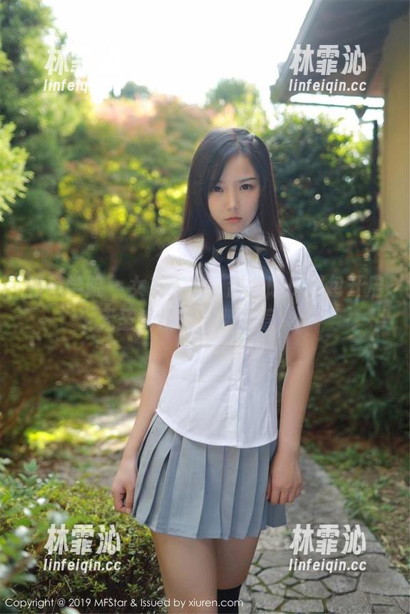 模范学院 - 女友入场，甜筒晓彤图包开启无圣光模式，别太惹火！