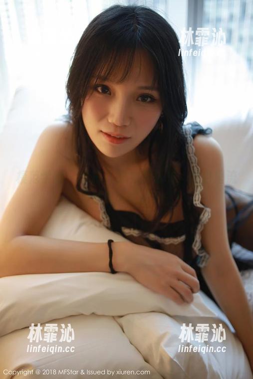 模范学院 - 艾希儿的礼服福利，图包里流出的都是闪耀的光芒！