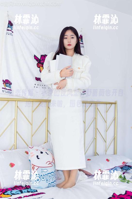 物恋传媒 - 小茶的夜风里，野蔷薇也开自拍！美图来啦，图包随意拿～