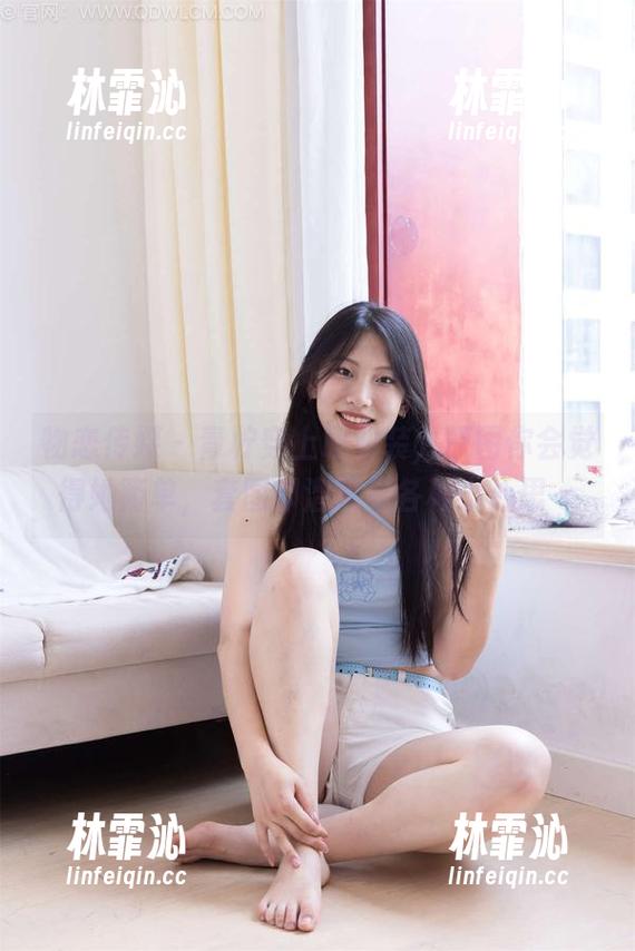 物恋传媒 - 青柠穿上职业装，原图你会觉得她简单，套图却潜藏着各种小心思～
