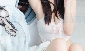 猫九酱泳池小剧场,照片里的戏码可多着呢