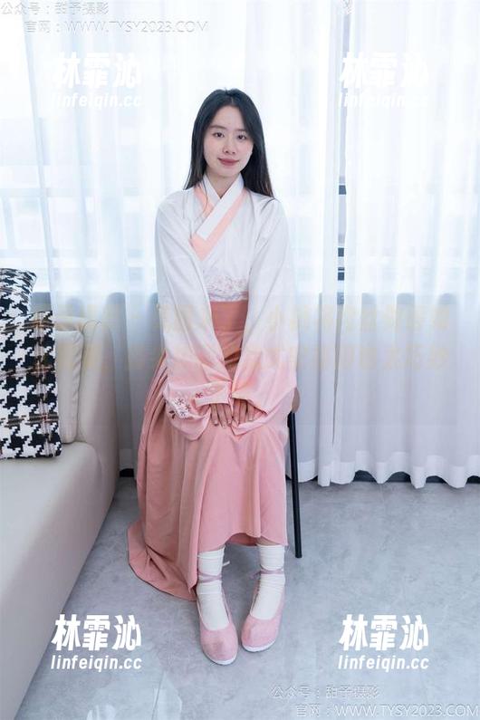 甜予摄影-小桃 甜予摄影 - 美图来了,小桃将肉丝做得如此完美,脚尖加固的款式安排得也太巧妙了吧。