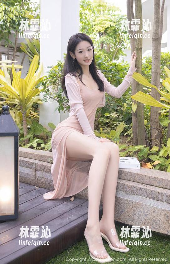 秀人网 - 刘婷婷写真，搭配内衣时刻，脑补了一顿美餐！