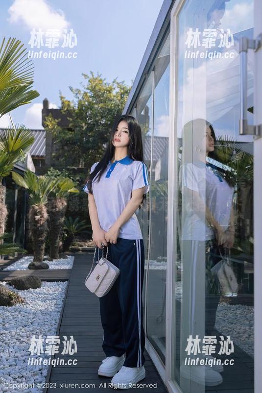 秀人网 - “大白兔吖”最新福利图集：美足的诱惑，让你一秒无法抵挡…