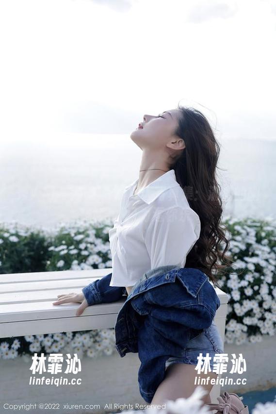 秀人网 - 慧敏Vivi双人写真集：满满的幽默感，只为逗你乐