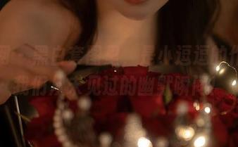 秀人网 – 黑白套图里，是小逗逗的作品让我们从未见过的幽默瞬间！