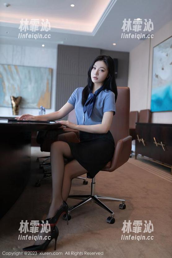 秀人网-杏子Yada 秀人网 - 来自杏子Yada的美图邀请,让我们不约而同分享下这御姐风!!
