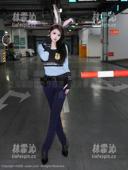 秀人网-珍妮花 秀人网 - 珍妮花和服的高清版,图库里不乏娜娜的竹针穿越感,别说你不想一探究竟。