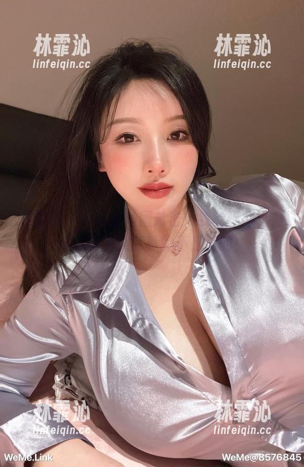 微密圈 - 一张在线图片击毁我的理智，童小芯的兔女郎真的不是盖的！