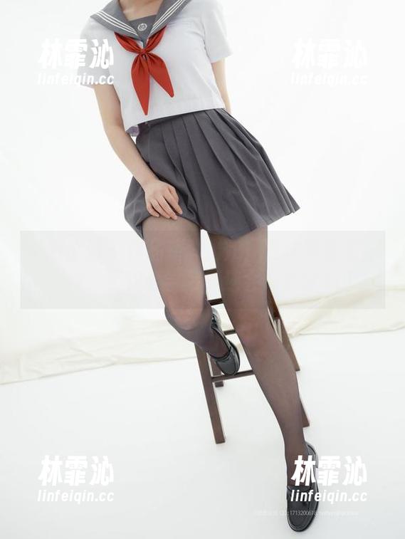 紧急企划-龙崎聆音 紧急企划 - 作品新鲜出炉!龙崎聆音定制学妹,不仅会学习,还会让你分心!