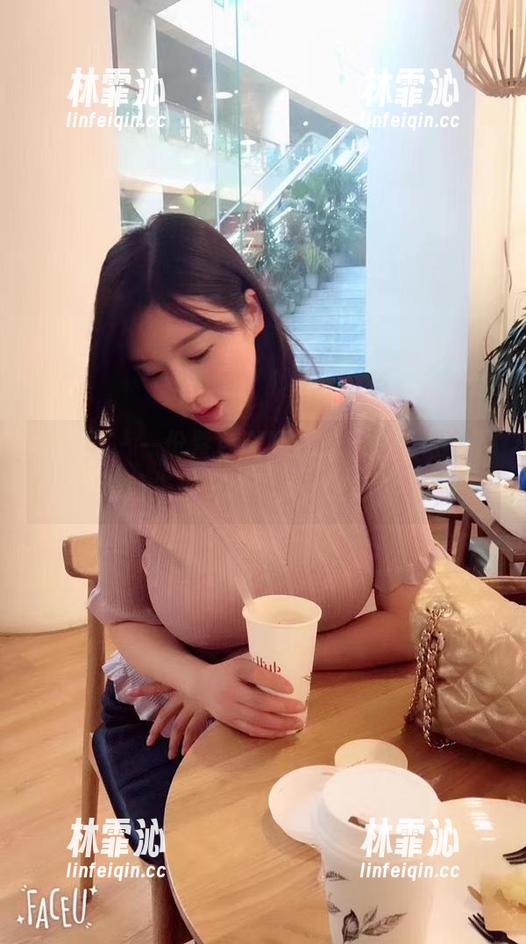 微密圈 - 一份紫色哒豚豚的天使图包，下载前先来一波赞美，哈哈哈！