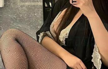 微密圈 – 图包最新：美邵女Baby的黑丝连体油亮的好像我早上出门前忘了擦水！