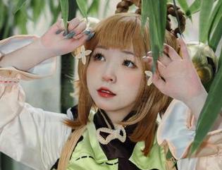 谁说丝袜只能单调?来看看花铃Hana的私房原图,完美翻篇!