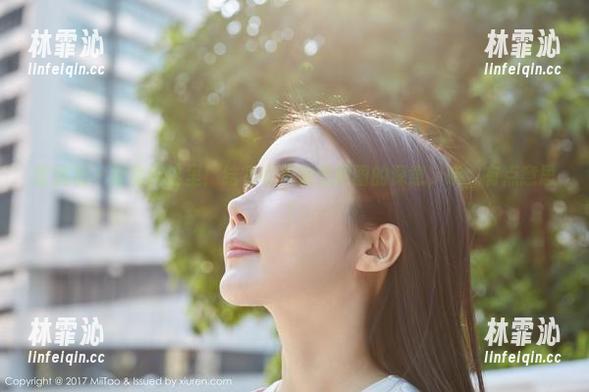蜜桃社 - 全集在这里！结衣在校服里原图的深意，哦，有点意思！